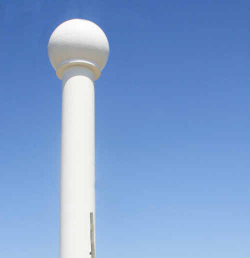 BACK ONLINE: The Emerald radar is back online after being down due to a cable fault for the past few days. Photo: File BACK ONLINE: The Emerald radar is back online after being down due to a cable fault for the past few days. Photo: File